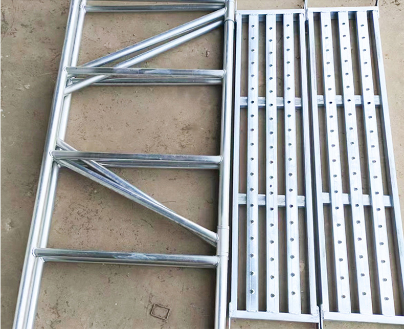 foldable scaffolding platform